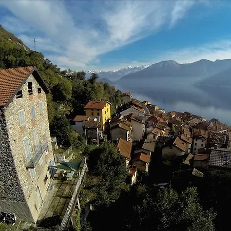 Borgo San Michele 1 Сала-Комачина